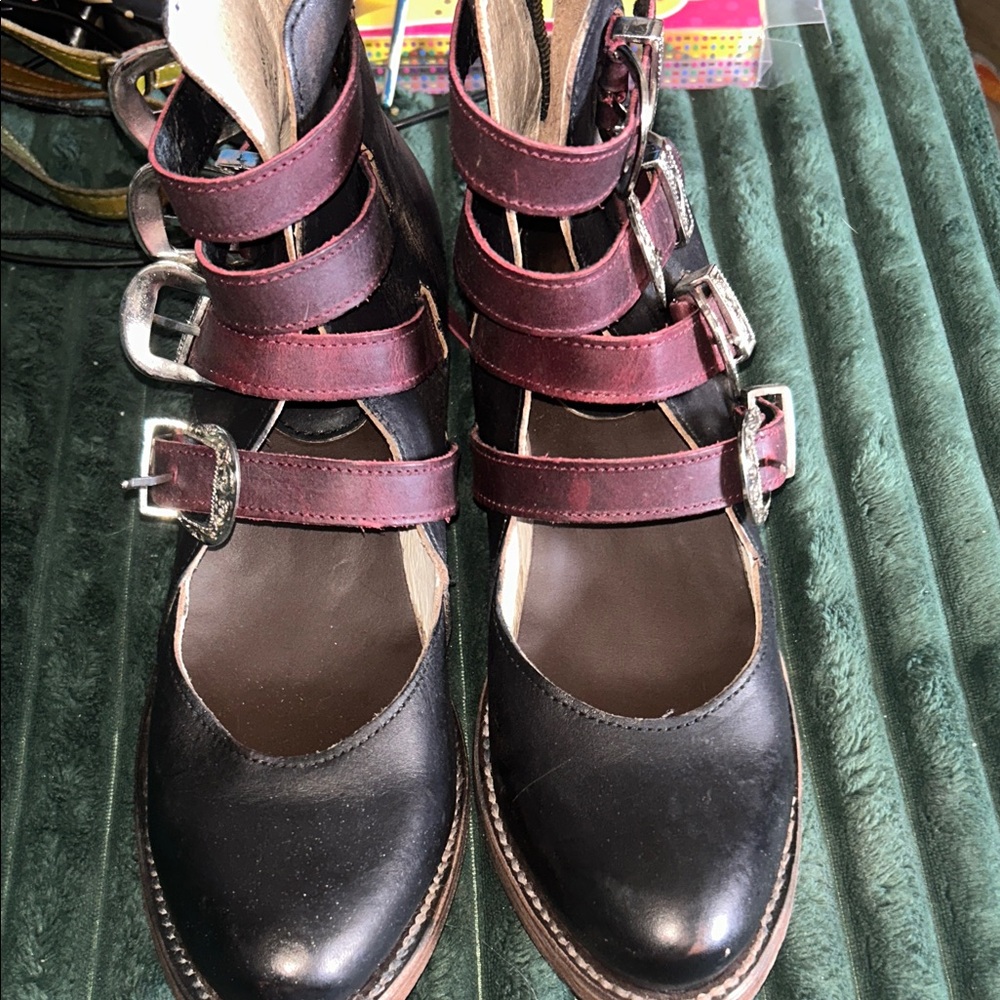 Freebird Scarlett 10